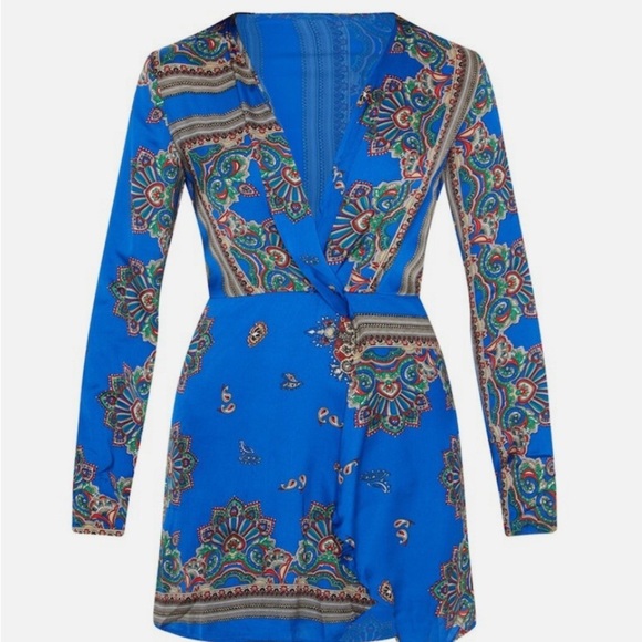 PrettyLittleThing Vibrant Blue Patterned Mini Dress - Picture 3 of 10
